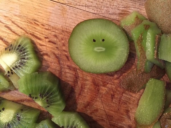This personable lil’ kiwi